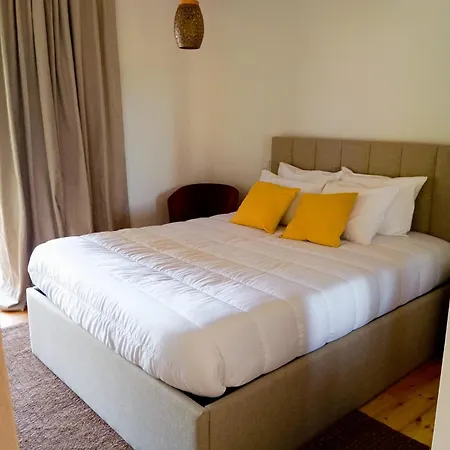 Проживание в семье Quinta Das Mimosas